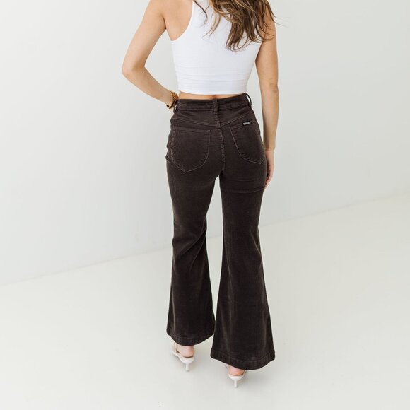 Eastcoast Flare Cord Wide | Elm | Rolla's Jeans - Picture 8 of 16